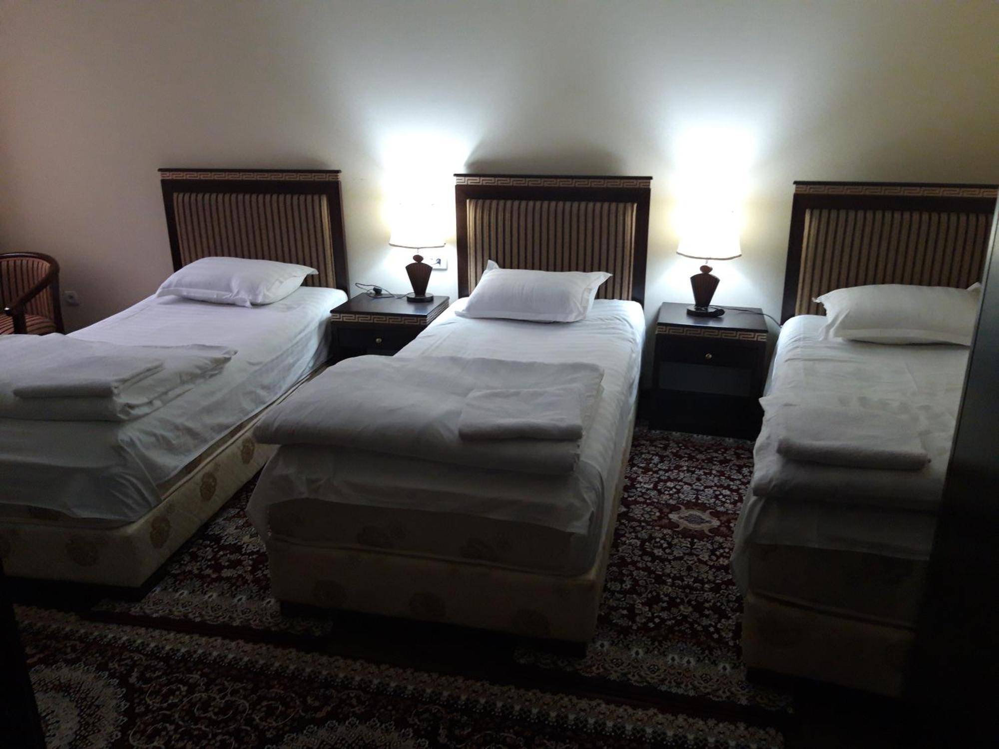 Hotel Al-Bukhory Samarkand Buitenkant foto
